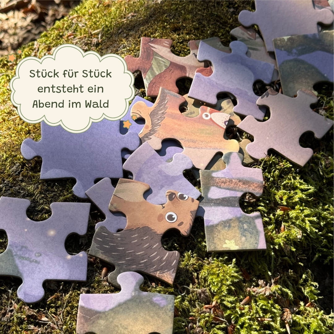 Puzzleteile des Zendou Kids Waldpuzzles auf Moos – Abendmotiv mit Luni und Freunden
